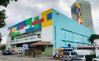 HOLIDAY PLAZA